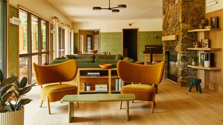 Trailborn Highlands Lounge